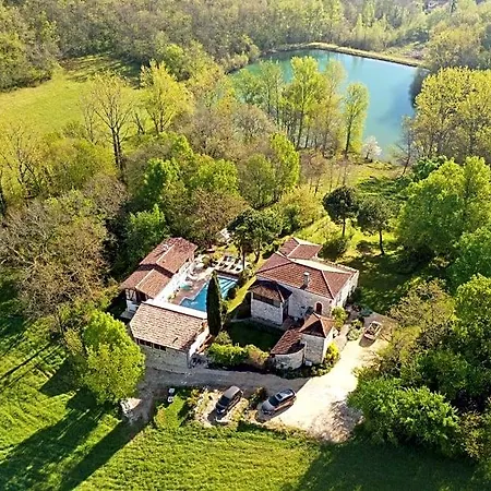 Bed & Breakfast La Garde Pile De Fichou Bajamont